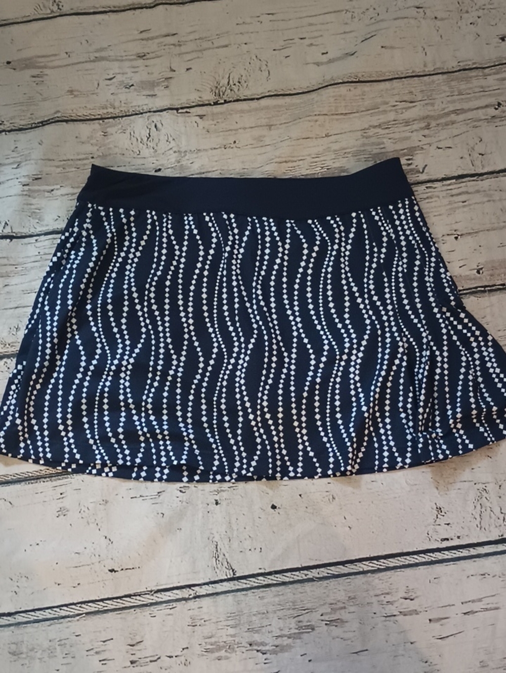 Lillie Green Navy Blue White Geometric Print Skort M